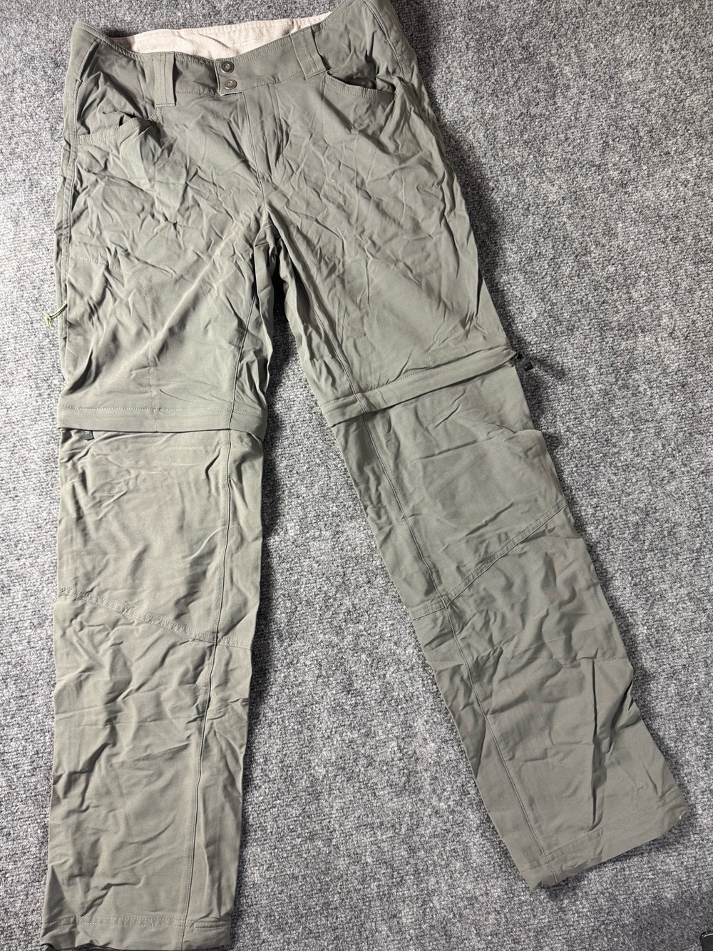 Columbia Men's Olive Green Chinos